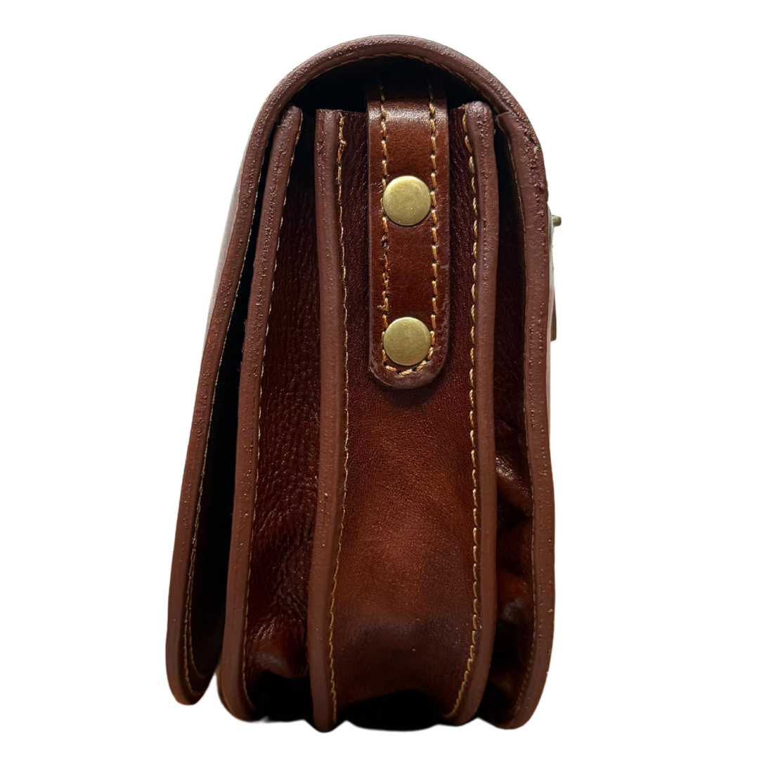 handcrafted Italian leather shoulder bag — Saddle by Forenzio